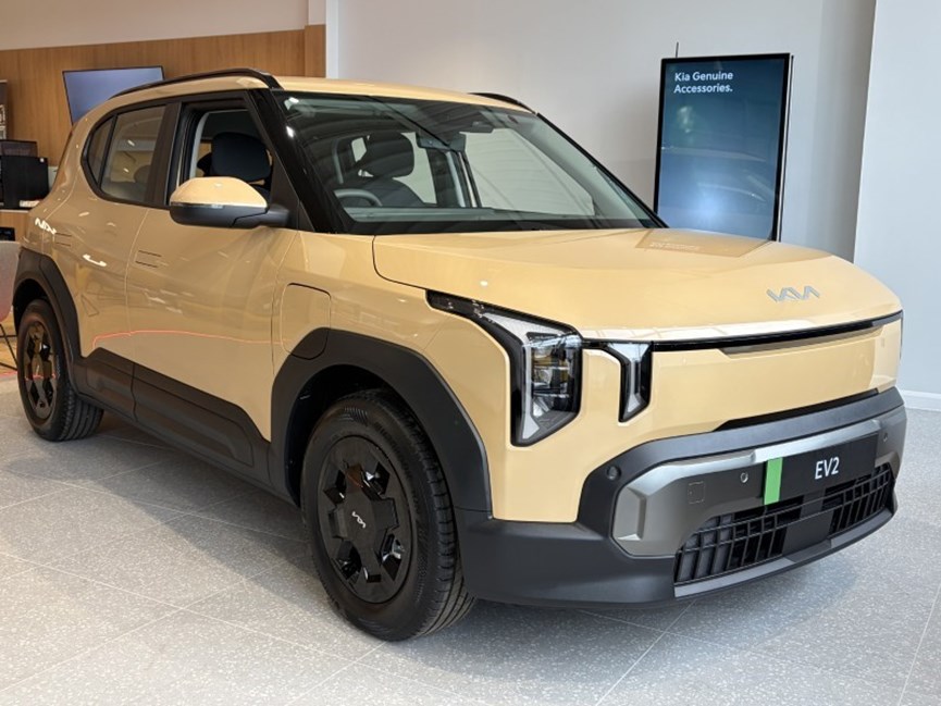 KIA EV2