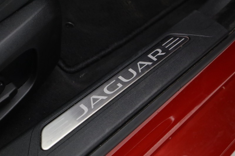 2023 (73) JAGUAR XE 2.0 D200 R-Dynamic S 4dr Auto 5648873