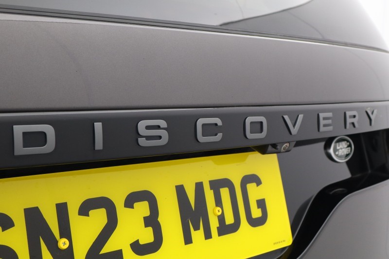 2023 (23) LAND ROVER DISCOVERY 3.0 D300 R-Dynamic SE 5dr Auto 5652529
