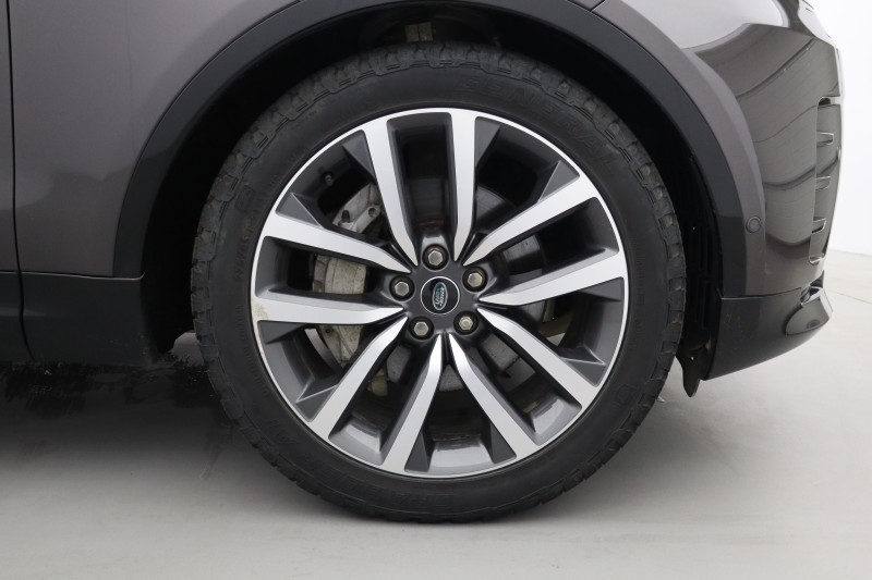 2023 (23) LAND ROVER DISCOVERY 3.0 D300 R-Dynamic SE 5dr Auto 5652522