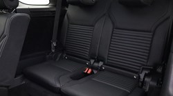 2023 (23) LAND ROVER DISCOVERY 3.0 D300 R-Dynamic SE 5dr Auto 5652518