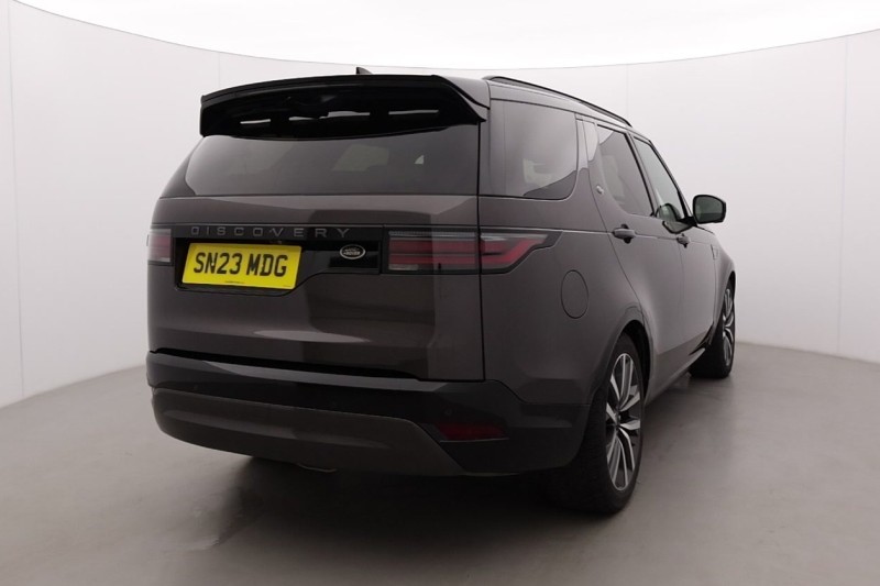 2023 (23) LAND ROVER DISCOVERY 3.0 D300 R-Dynamic SE 5dr Auto 5652512