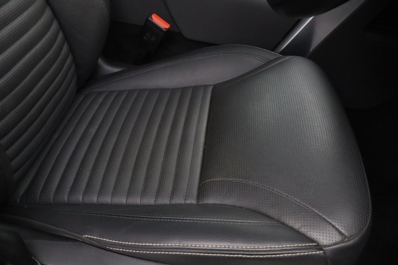 2023 (23) LAND ROVER DISCOVERY 3.0 D300 R-Dynamic SE 5dr Auto 5652538