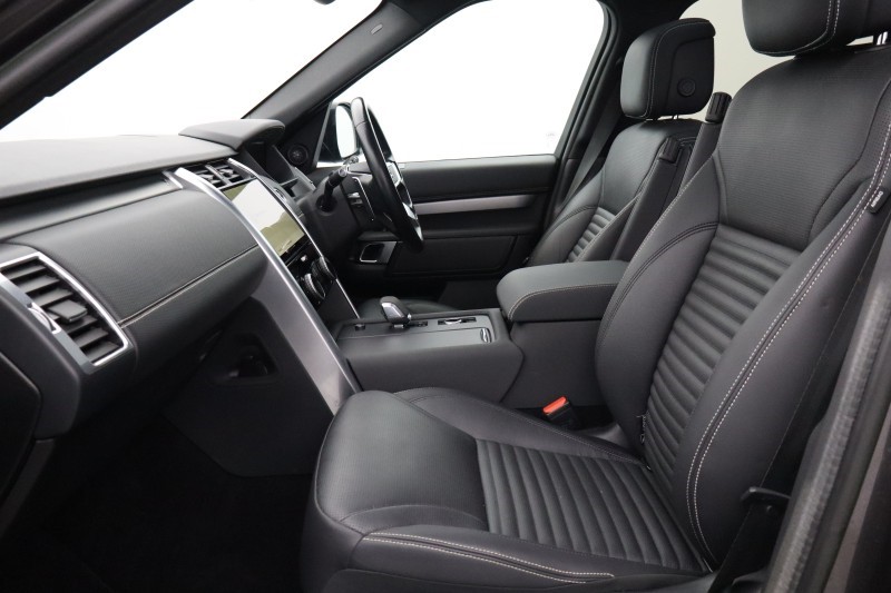 2023 (23) LAND ROVER DISCOVERY 3.0 D300 R-Dynamic SE 5dr Auto 5652513