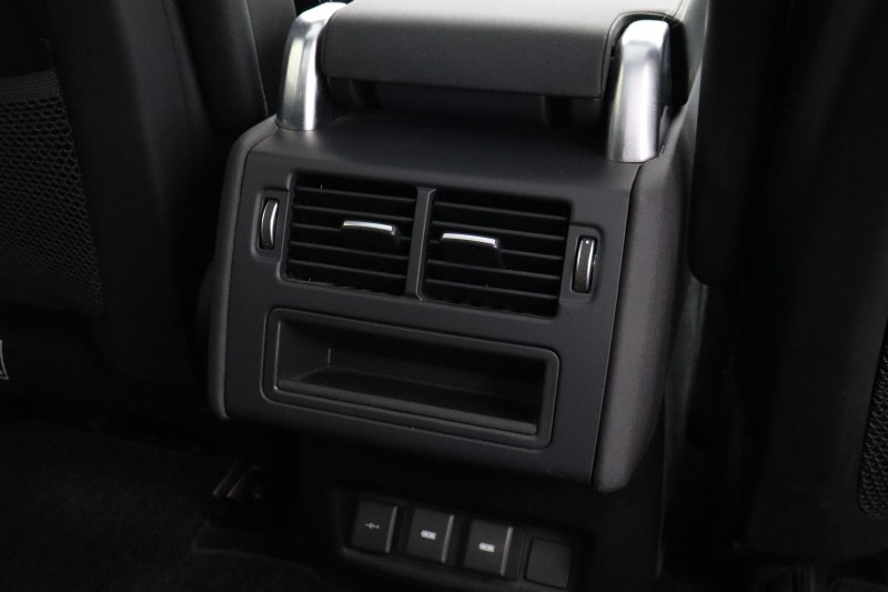 2023 (23) LAND ROVER DISCOVERY 3.0 D300 R-Dynamic SE 5dr Auto 5652549