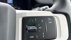 2024 (74) LAND ROVER DEFENDER 3.0 D300 X-Dynamic SE 130 5dr Auto 5683785