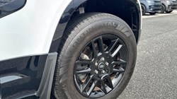 2024 (74) LAND ROVER DEFENDER 3.0 D300 X-Dynamic SE 130 5dr Auto 5683802