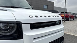 2024 (74) LAND ROVER DEFENDER 3.0 D300 X-Dynamic SE 130 5dr Auto 5683796