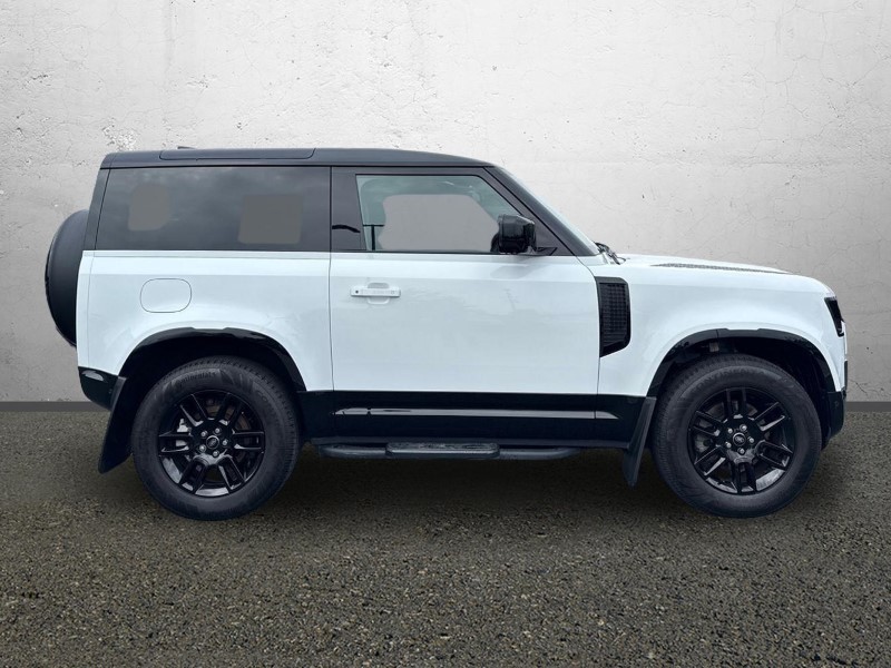 2024 (74) LAND ROVER DEFENDER 3.0 D300 X-Dynamic SE 130 5dr Auto 5683763