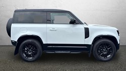 2024 (74) LAND ROVER DEFENDER 3.0 D300 X-Dynamic SE 130 5dr Auto 5683763