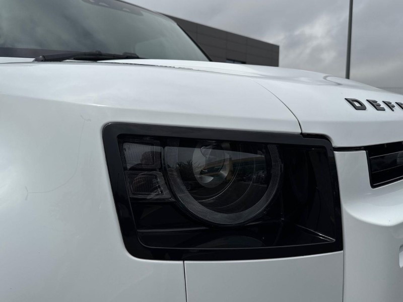 2024 (74) LAND ROVER DEFENDER 3.0 D300 X-Dynamic SE 130 5dr Auto 5683775