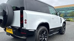 2024 (74) LAND ROVER DEFENDER 3.0 D300 X-Dynamic SE 130 5dr Auto 5683801