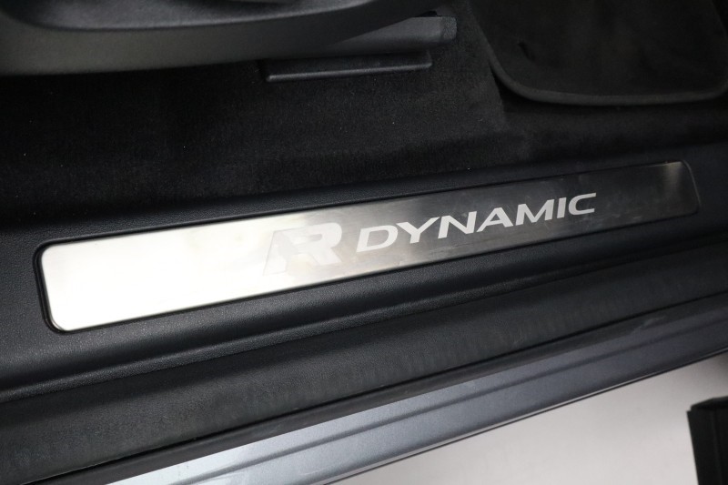 2023 (23) LAND ROVER DISCOVERY SPORT 1.5 P300e R-Dynamic SE 5dr Auto [5 Seat] 5661478
