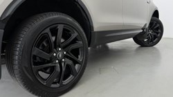 2023 (73) LAND ROVER DISCOVERY 3.0 D300 Metropolitan Edition 5dr Auto 5703289