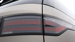 2023 (73) LAND ROVER DISCOVERY 3.0 D300 Metropolitan Edition 5dr Auto 5703178