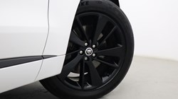 2024 (24) JAGUAR F-PACE 2.0 D200 R-Dynamic SE Black 5dr Auto AWD 5683005