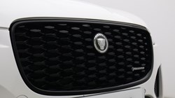 2024 (24) JAGUAR F-PACE 2.0 D200 R-Dynamic SE Black 5dr Auto AWD 5682962