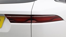 2024 (24) JAGUAR F-PACE 2.0 D200 R-Dynamic SE Black 5dr Auto AWD 5683007
