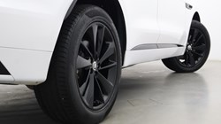 2024 (24) JAGUAR F-PACE 2.0 D200 R-Dynamic SE Black 5dr Auto AWD 5683006