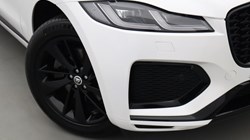 2024 (24) JAGUAR F-PACE 2.0 D200 R-Dynamic SE Black 5dr Auto AWD 5683003