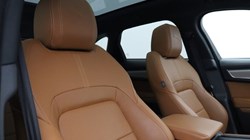 2024 (24) JAGUAR F-PACE 2.0 D200 R-Dynamic SE Black 5dr Auto AWD 5682978