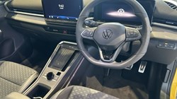 VOLKSWAGEN T-ROC 1.5 eTSI 150 R-Line 5dr DSG 5833619