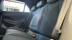 VOLKSWAGEN T-ROC 1.5 eTSI 150 R-Line 5dr DSG 5833611