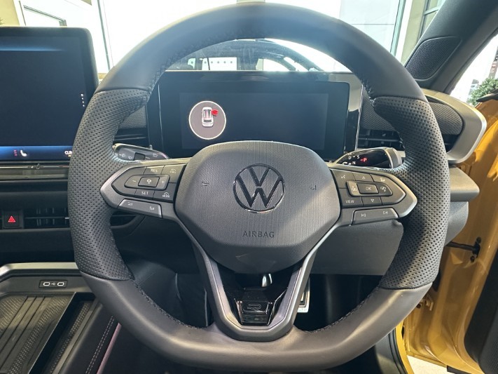  VOLKSWAGEN T-ROC 1.5 eTSI 150 R-Line 5dr DSG 5833622