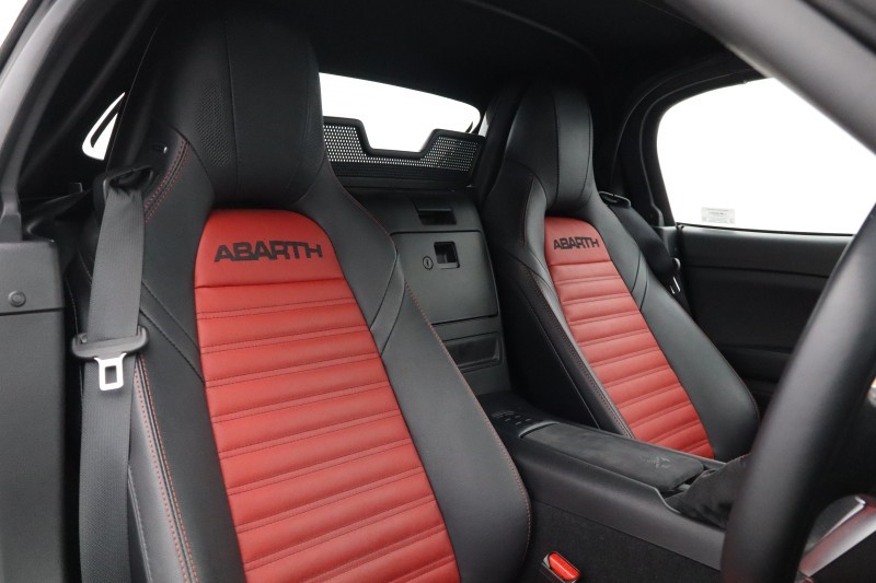 2019 (19) ABARTH 124 SPIDER 1.4 T MultiAir 2dr Auto 5665909