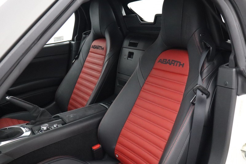 2019 (19) ABARTH 124 SPIDER 1.4 T MultiAir 2dr Auto 5665898