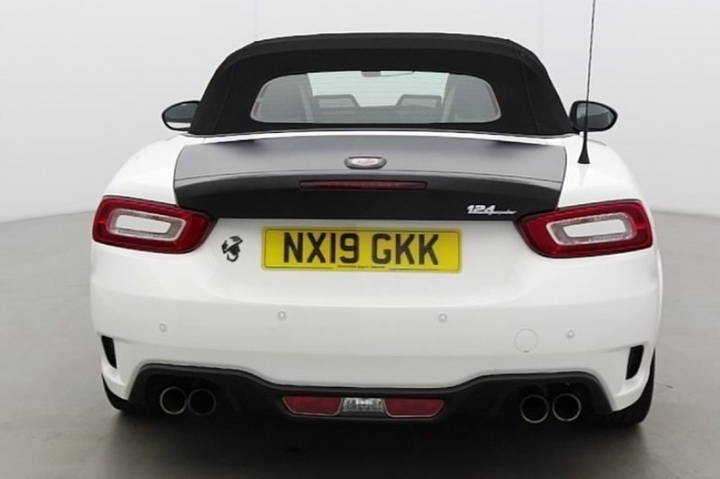 2019 (19) ABARTH 124 SPIDER 1.4 T MultiAir 2dr Auto 5665890