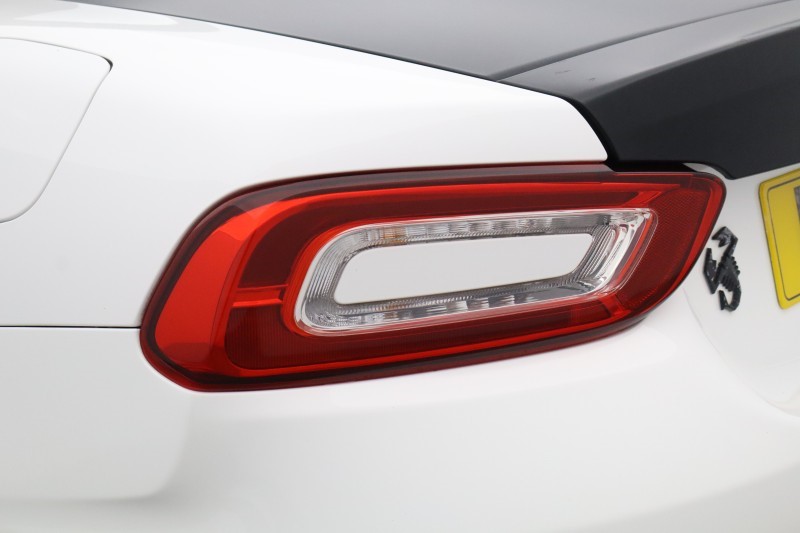 2019 (19) ABARTH 124 SPIDER 1.4 T MultiAir 2dr Auto 5665899