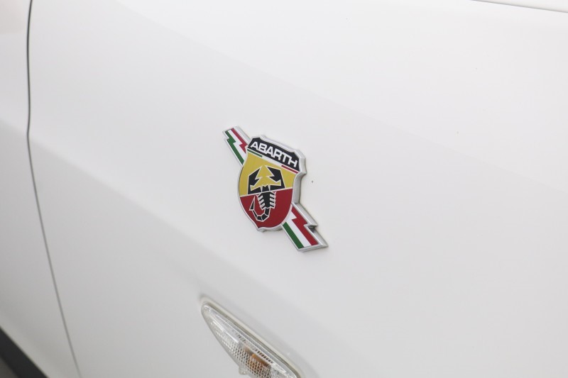 2019 (19) ABARTH 124 SPIDER 1.4 T MultiAir 2dr Auto 5665895