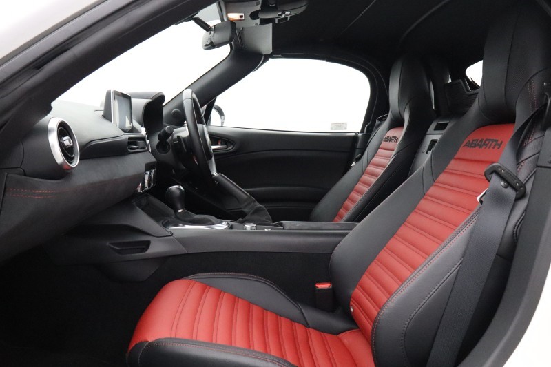 2019 (19) ABARTH 124 SPIDER 1.4 T MultiAir 2dr Auto 5665897