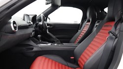 2019 (19) ABARTH 124 SPIDER 1.4 T MultiAir 2dr Auto 5665897