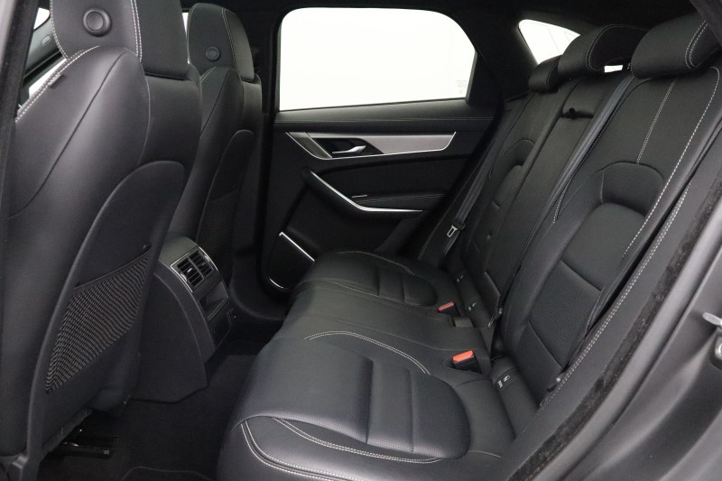 2021 (21) JAGUAR F-PACE 2.0 D200 R-Dynamic SE 5dr Auto AWD 5666740