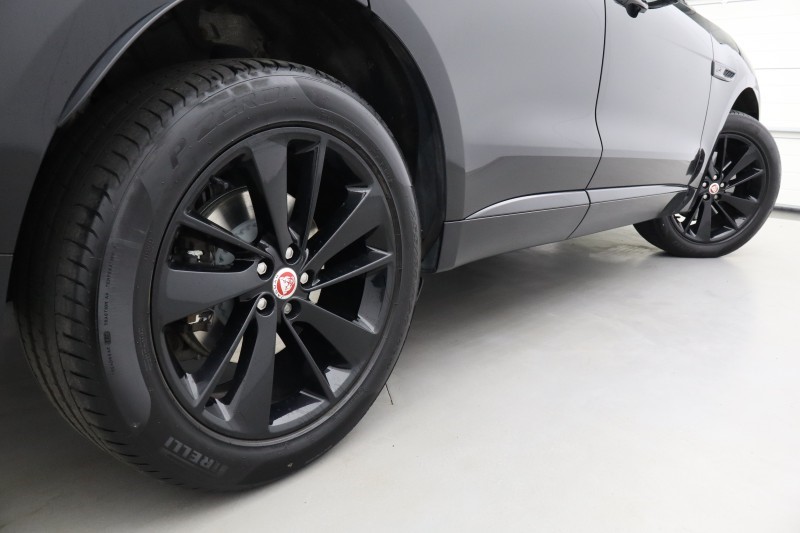 2021 (21) JAGUAR F-PACE 2.0 D200 R-Dynamic SE 5dr Auto AWD 5666760