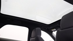 2021 (21) JAGUAR F-PACE 2.0 D200 R-Dynamic SE 5dr Auto AWD 5666764