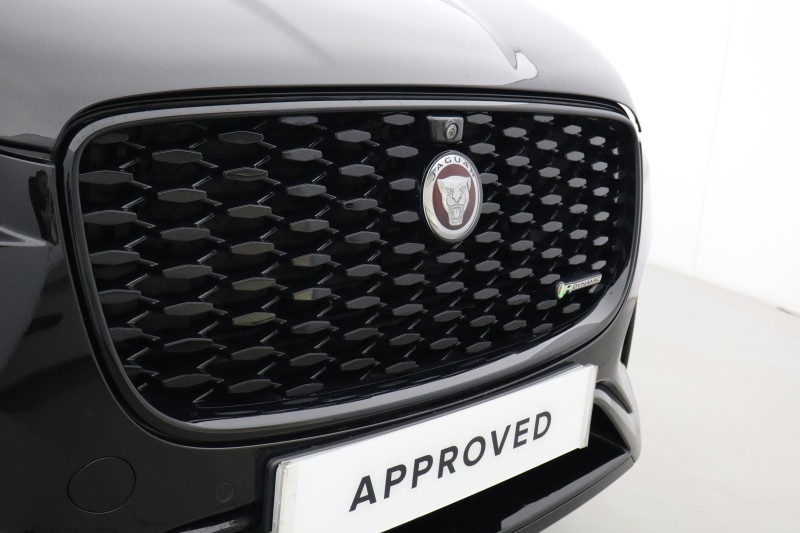 2021 (21) JAGUAR F-PACE 2.0 D200 R-Dynamic SE 5dr Auto AWD 5666745