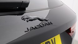 2021 (21) JAGUAR F-PACE 2.0 D200 R-Dynamic SE 5dr Auto AWD 5666750