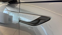 2024 (74) LAND ROVER DISCOVERY 3.0 D300 Dynamic SE 5dr Auto 5787252