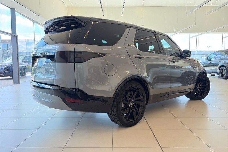 2024 (74) LAND ROVER DISCOVERY 3.0 D300 Dynamic SE 5dr Auto 5787290