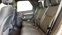 2024 (74) LAND ROVER DISCOVERY 3.0 D300 Dynamic SE 5dr Auto 5787236