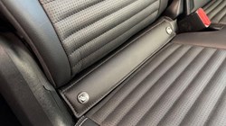 2024 (74) LAND ROVER DISCOVERY 3.0 D300 Dynamic SE 5dr Auto 5787272