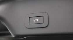 2023 (23) LAND ROVER RANGE ROVER EVOQUE 2.0 D165 R-Dynamic S 5dr Auto 5668675