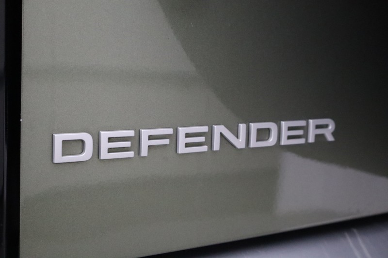 2023 (73) LAND ROVER DEFENDER 3.0 D300 HSE 110 5dr Auto 5671806
