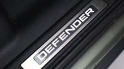2023 (73) LAND ROVER DEFENDER 3.0 D300 HSE 110 5dr Auto 5671771