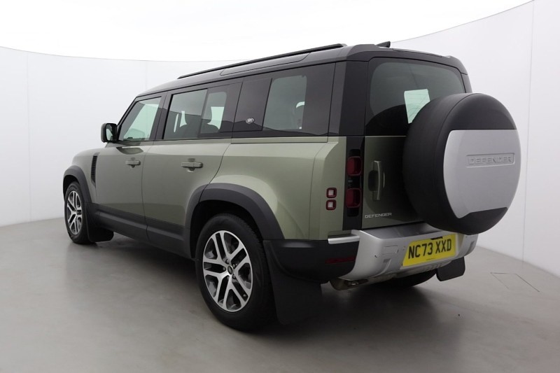 2023 (73) LAND ROVER DEFENDER 3.0 D300 HSE 110 5dr Auto 5671753