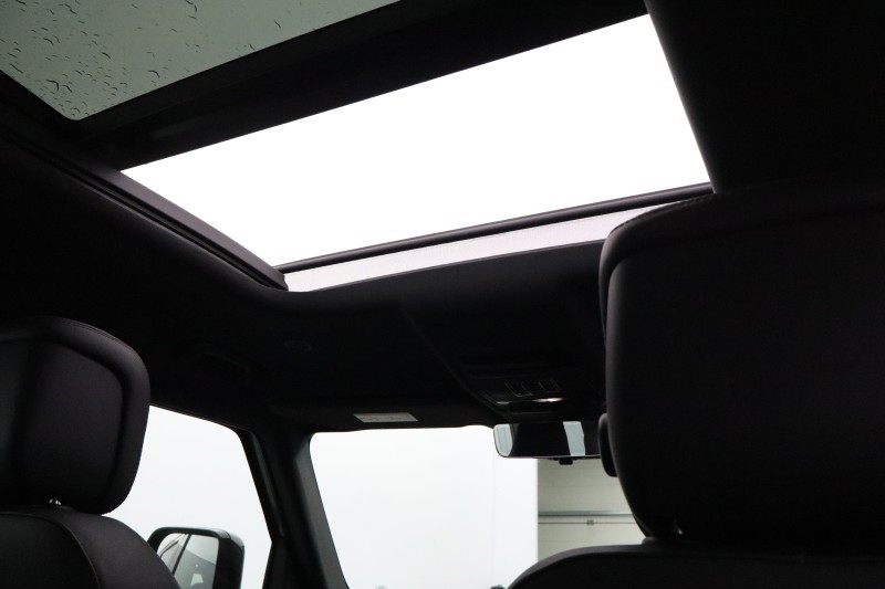 2023 (73) LAND ROVER DEFENDER 3.0 D300 HSE 110 5dr Auto 5671767