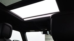 2023 (73) LAND ROVER DEFENDER 3.0 D300 HSE 110 5dr Auto 5671767